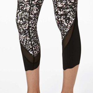 Lululemon Wunder Under Crop II *Roll Down Scallop Luxtreme 24" Floral Spritz, 10